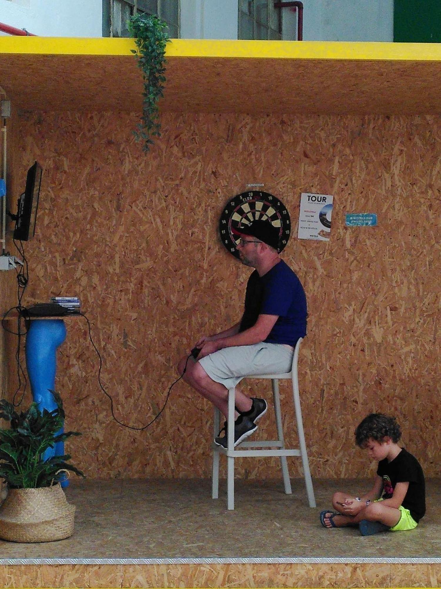 Wot Peniche Hostel Εξωτερικό φωτογραφία